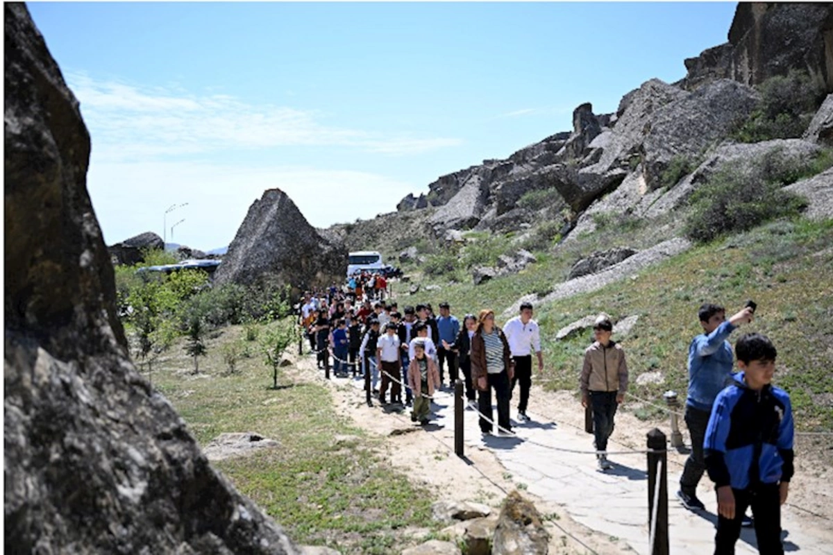 Qoruqlarda və muzeylərdə açıq qapı günü keçirildi — FOTOLAR