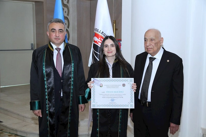 Vəkillər Kollegiyasının Rəyasət Heyətinin iclası keçirilib, bir sıra məsələlər müzakirə edilib — FOTOLAR Vəkillər Kollegiyasının Rəyasət Heyətinin iclası keçirilib, bir sıra məsələlər müzakirə edilib — FOTOLAR