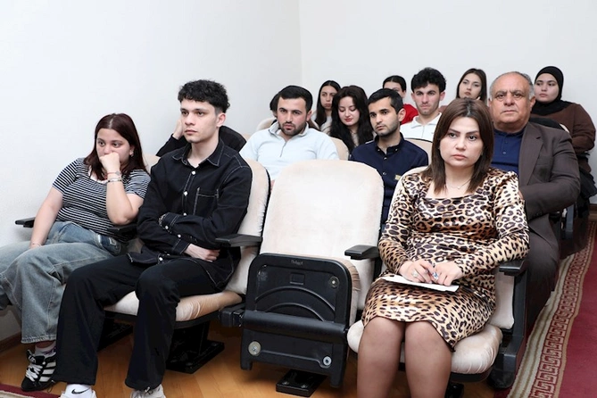 Azəriqazın təşəbbüsü və nazirliyin dəstəyi ilə tələbələrlə görüş keçirildi — FOTOLAR/VİDEO