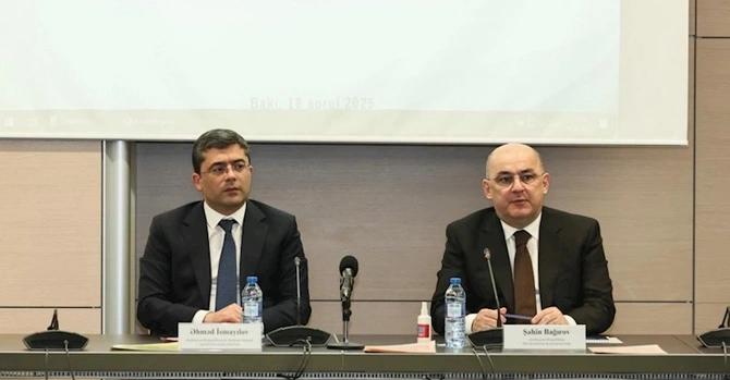 “Rəqəmsal gömrük və media” mövzusunda seminar keçirilib — FOTOLAR