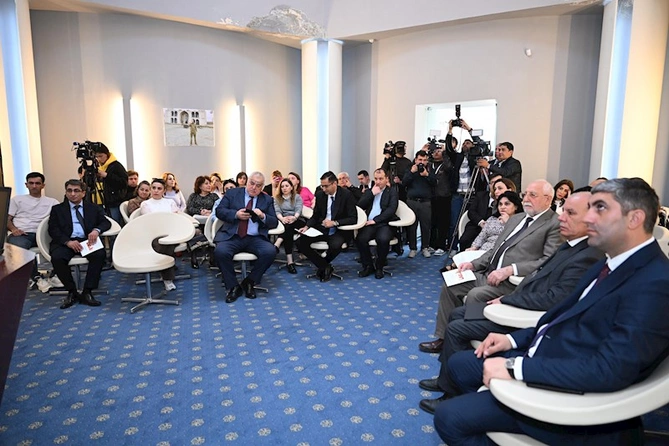 Qobustan Qoruğunda elmi-praktik seminar keçirildi — FOTOLAR