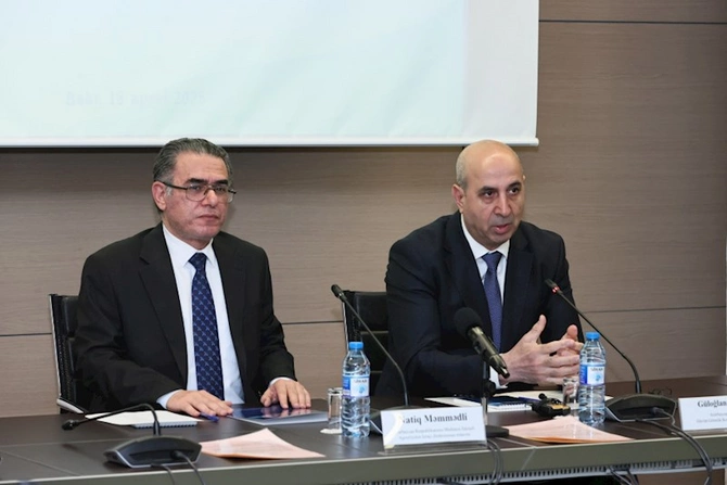 “Rəqəmsal gömrük və media” mövzusunda seminar keçirilib — FOTOLAR
