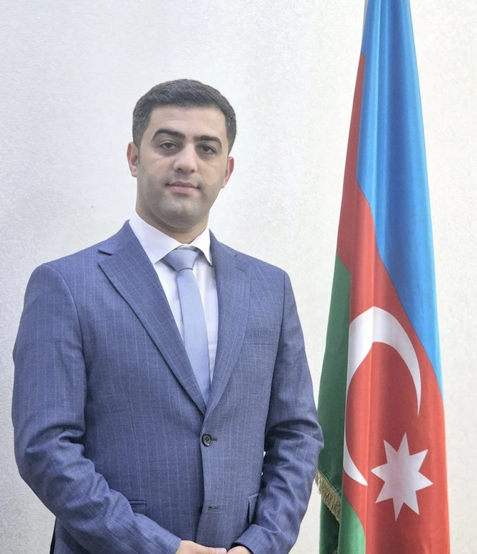 Lisenziyası ləğv edilmiş cərrahlar fəaliyyətini davam etdirə bilər — Vəkildən açıqlama