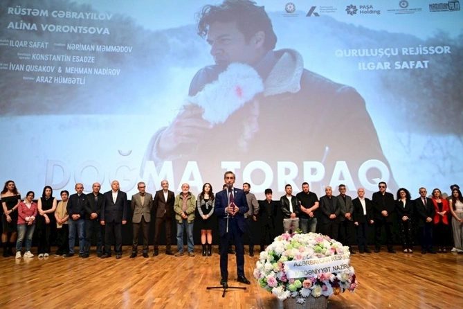 “Doğma torpaq” tammetrajlı bədii filminin premyerası olub — FOTOLAR “Doğma torpaq” tammetrajlı bədii filminin premyerası olub — FOTOLAR