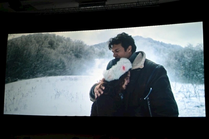 “Doğma torpaq” tammetrajlı bədii filminin premyerası olub — FOTOLAR “Doğma torpaq” tammetrajlı bədii filminin premyerası olub — FOTOLAR