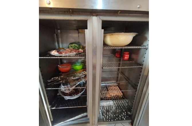 Qurd Qapısı restoranında ciddi nöqsanlar aşkarlandı — FOTOLAR Qurd Qapısı restoranında ciddi nöqsanlar aşkarlandı — FOTOLAR