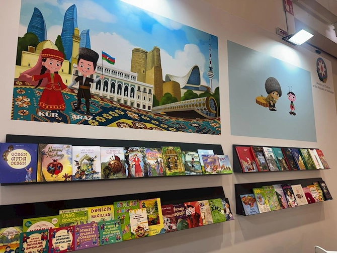 Azərbaycan Bolonya Beynəlxalq Uşaq Kitab Sərgisində təmsil olunur — FOTOLAR