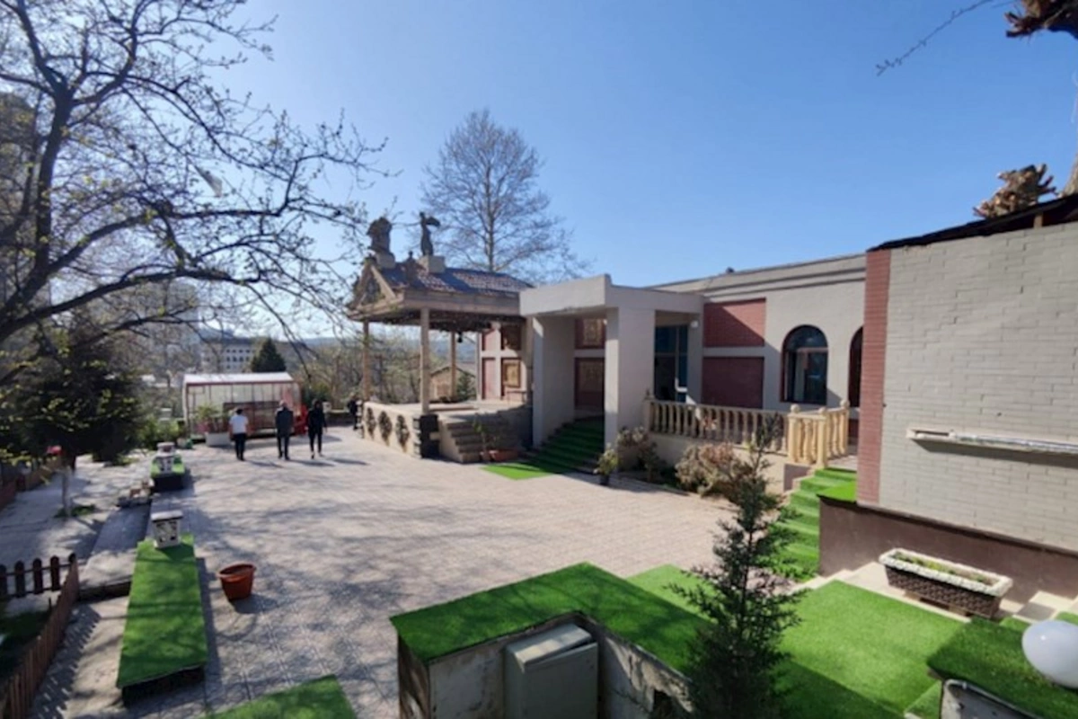 Qurd Qapısı restoranında ciddi nöqsanlar aşkarlandı — FOTOLAR