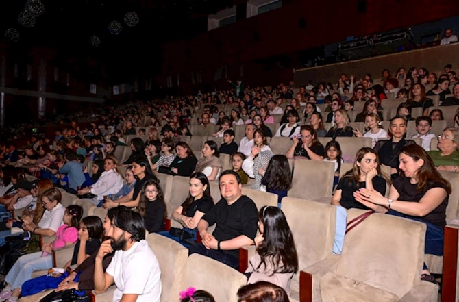 Leyla Əliyeva “Zoluşka” operasının təqdimatında — FOTOLAR