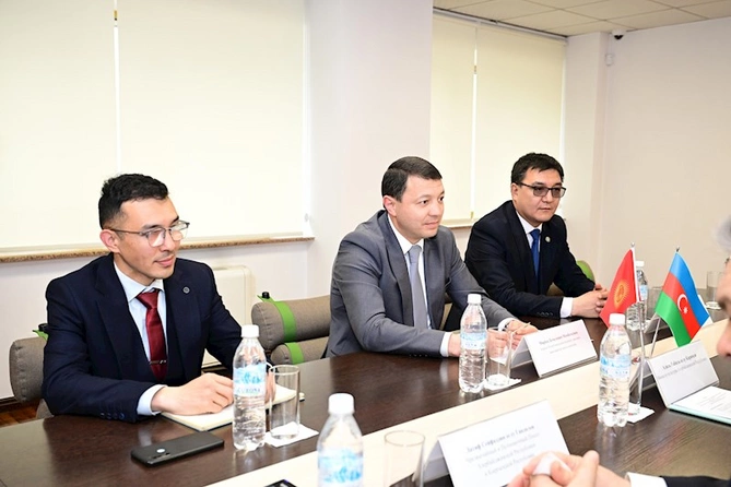 Mədəniyyət naziri Adil Kərimli Bişkekdə qırğız həmkarı ilə görüşüb — FOTOLAR