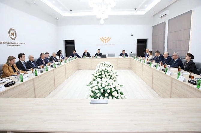 Elgin Həbibullayev: “Cənab Prezidentin ölkəmizə rəhbərliyi Azərbaycan xalqı üçün böyük tarixi şans və xoşbəxtlikdir” (FOTOLAR)