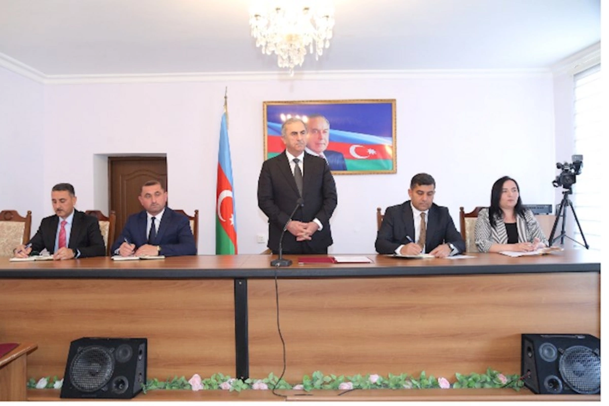 Sevindik Hətəmov Hacıqabulda vətəndaşları qəbul etdi — FOTOLAR