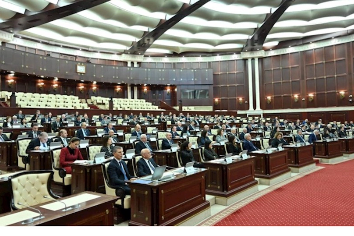Milli Məclis toplaşır — Gündəlikdə 12 məsələ var