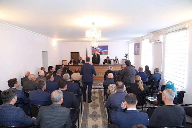 Sevindik Hətəmov Hacıqabulda vətəndaşları qəbul etdi — FOTOLAR