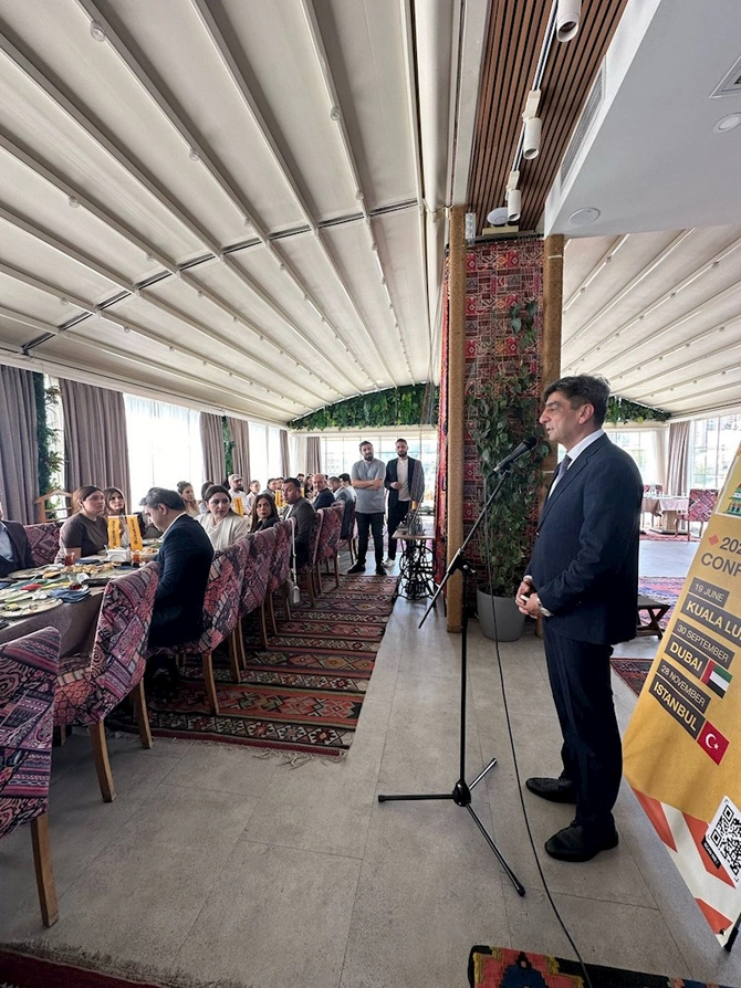 Turizm şirkətləri və media nümayəndələri üçün səhər yeməyi təşkil olunub — FOTOLAR