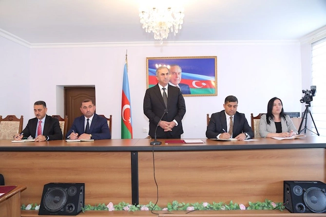 Sevindik Hətəmov Hacıqabulda vətəndaşları qəbul etdi — FOTOLAR