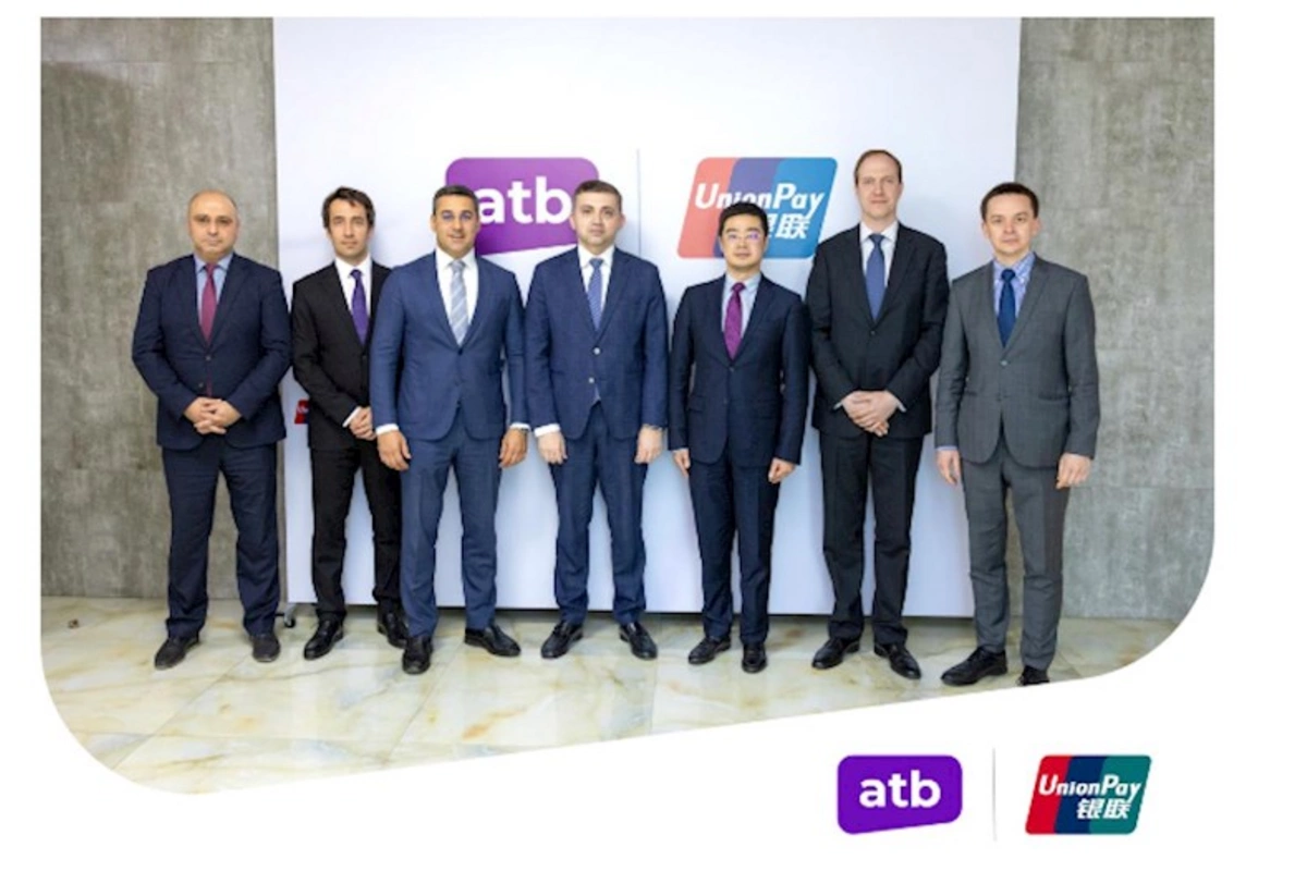Azər Türk Bank Çin Xalq Respublikasının UnionPay beynəlxalq ödəniş sisteminə qoşuldu — FOTOLAR