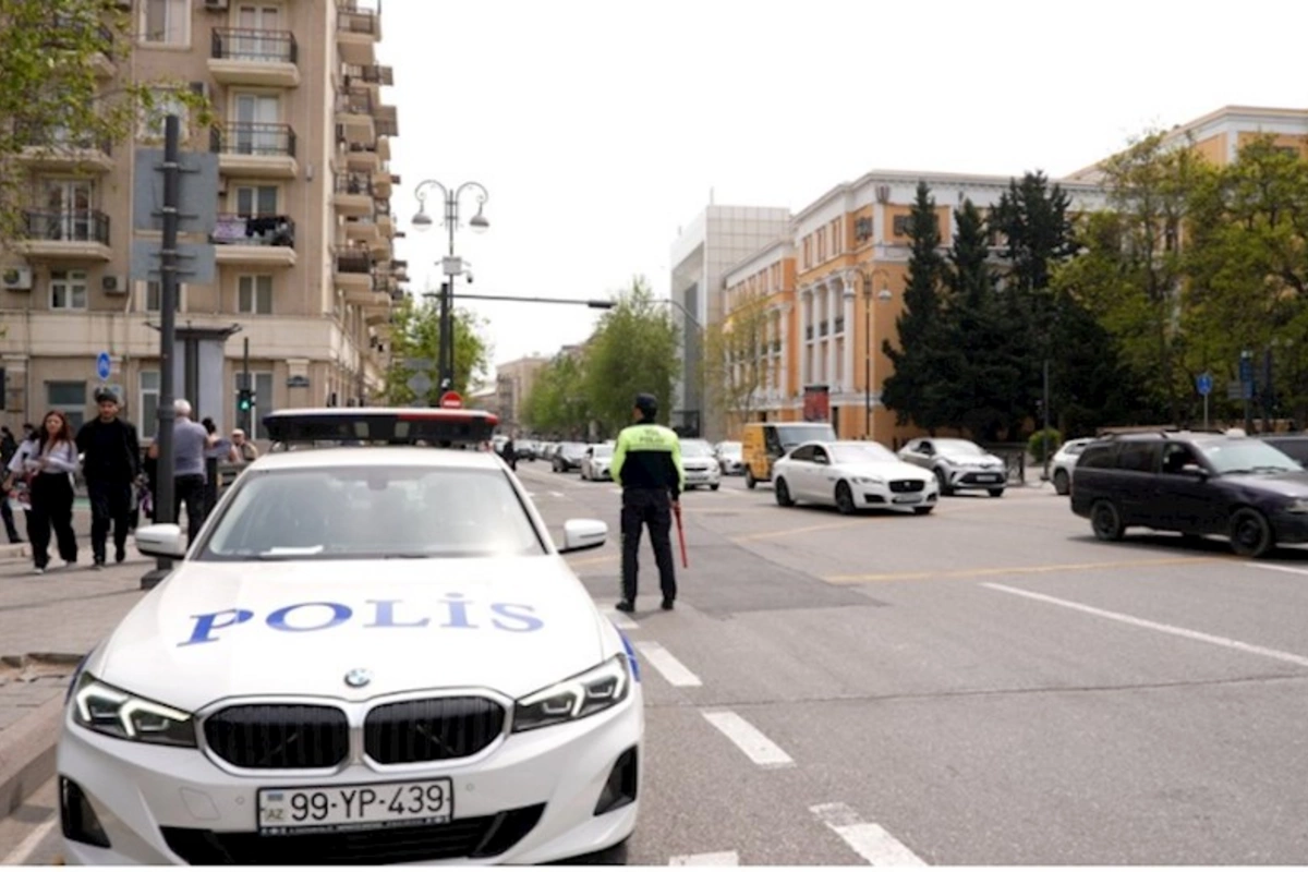 Avtobus zolağına daxil olan sürücülərə XƏBƏRDARLIQ — VİDEO