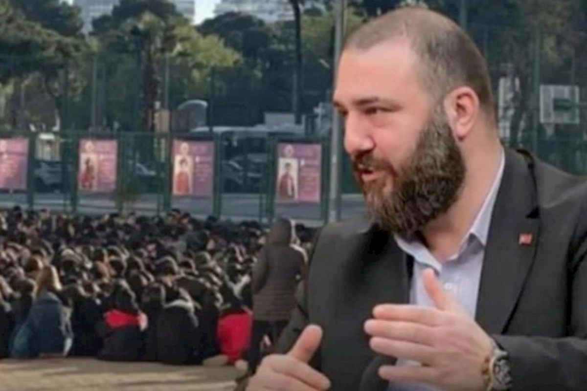 Sultan Əbdülhəmidin nəvəsi etiraz edən lisey şagirdlərini hədələdi
