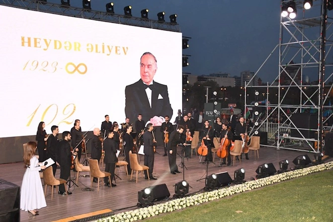 Bakıda klassik musiqi konserti keçirildi — FOTOLAR