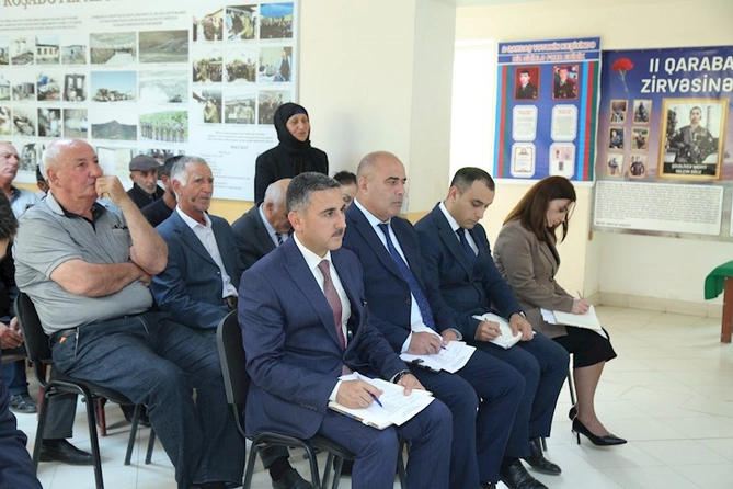 Sevindik Hətəmov Birinci Meyniman kəndində qəbul keçirdi — FOTOLAR