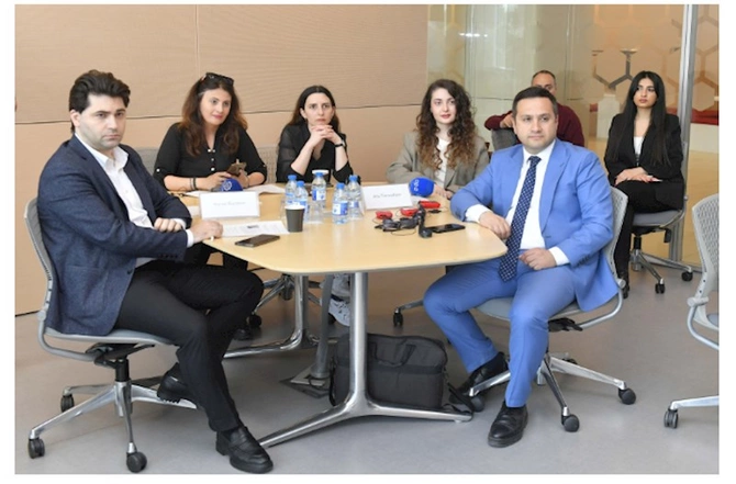 Dövlət orqan və qurumlarının kommunikasiyaya məsul şəxsləri üçün təlimlərə başlanılıb — FOTOLAR