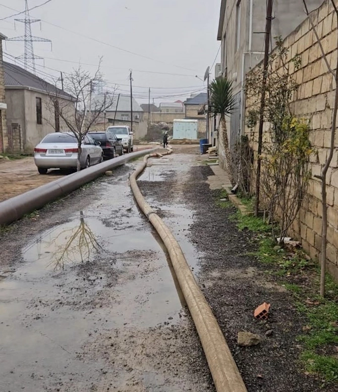 Abşeron RİH: Suyun çəkilməsi istiqamətinə işlər müntəzəm icra edilir — FOTOLAR Abşeron RİH: Suyun çəkilməsi istiqamətinə işlər müntəzəm icra edilir — FOTOLAR