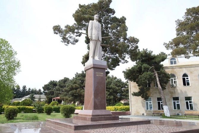 Həmkardan həmkara qayğı ilə sosial layihəsi Şabran rayonunda davam etdirildi — FOTOLAR
