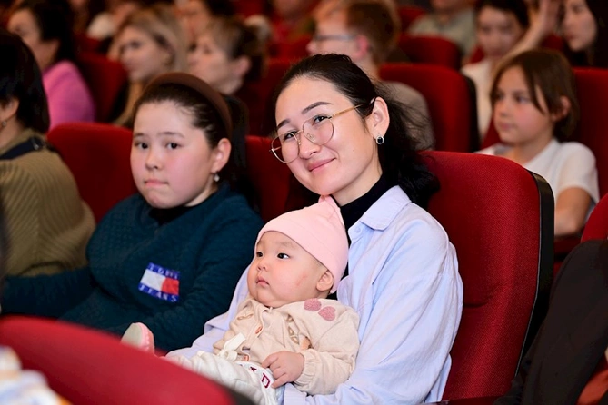 Qırğızıstanda Azərbaycan Mədəniyyəti Günləri başa çatdı — FOTOLAR Qırğızıstanda Azərbaycan Mədəniyyəti Günləri başa çatdı — FOTOLAR