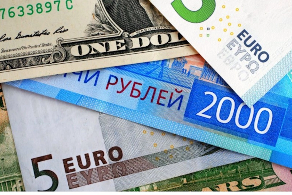 Avro və rubl ucuzlaşdı, dollar isə... — YENİ MƏZƏNNƏ