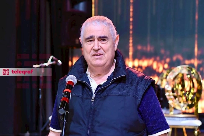 Şərurlu İsfəndiyar siyasətçi və yazarlara bahalı restoranında qonaqlıq verdi — FOTOLAR Şərurlu İsfəndiyar siyasətçi və yazarlara bahalı restoranında qonaqlıq verdi — FOTOLAR