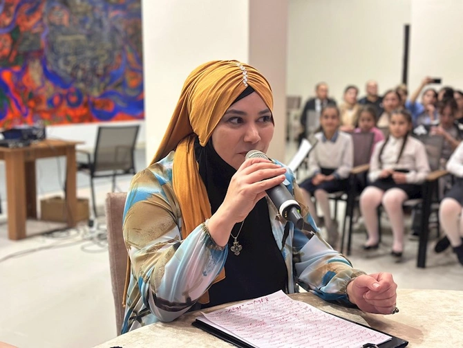 Dövlət Filarmoniyasında yeni layihə — FOTOLAR Dövlət Filarmoniyasında yeni layihə — FOTOLAR