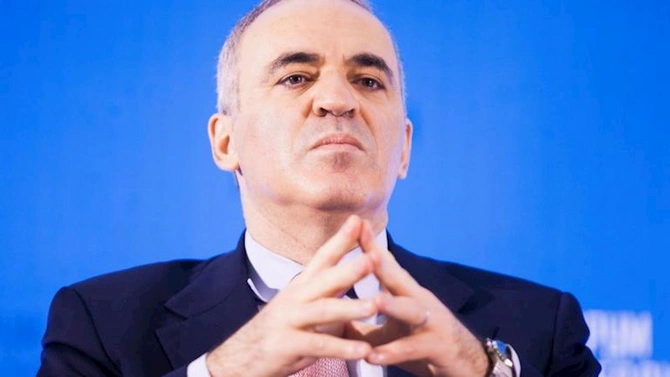 Bakılı müxalifətçi adından Zurabaşviliyə zəng etdilər-səs yazısı Bakılı müxalifətçi adından Zurabaşviliyə zəng etdilər-səs yazısı