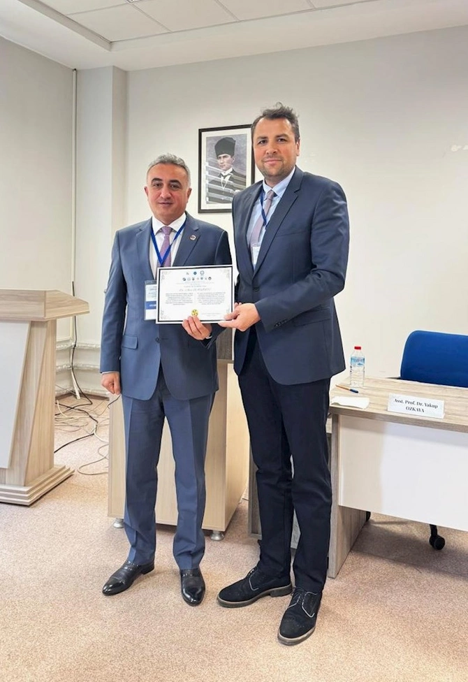 Anar Bağırov İzmirdə beynəlxalq konqresdə iştirak edib — FOTOLAR Anar Bağırov İzmirdə beynəlxalq konqresdə iştirak edib — FOTOLAR