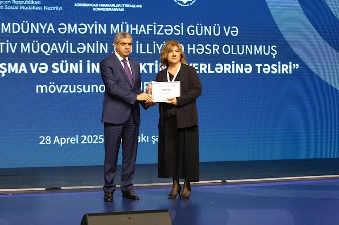 “Rəqəmsallaşma və süni intellektin iş yerlərinə təsiri” mövzusunda konfrans keçirilib — FOTOLAR