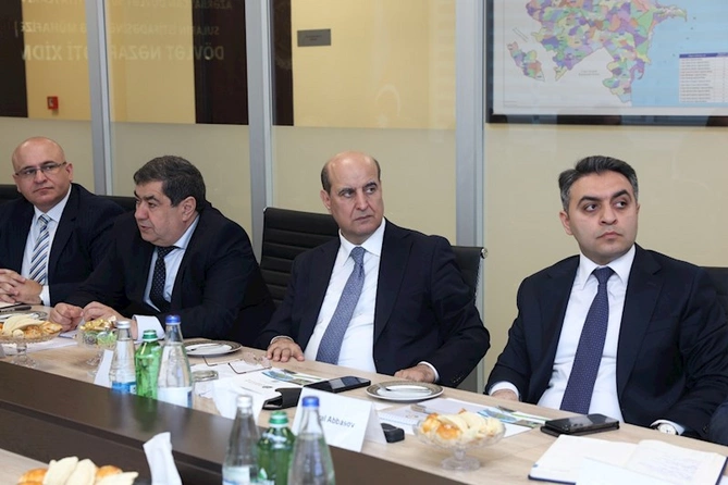 Rafiq Aslanov Macarıstanın Azərbaycandakı səfirini qəbul etdi — FOTOLAR Rafiq Aslanov Macarıstanın Azərbaycandakı səfirini qəbul etdi — FOTOLAR