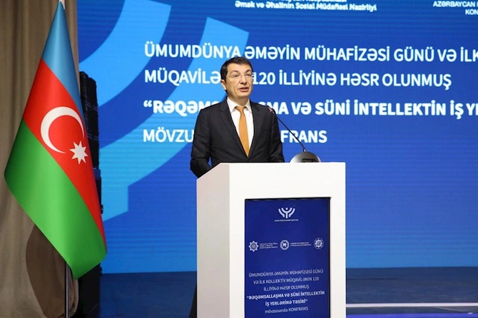 “Rəqəmsallaşma və süni intellektin iş yerlərinə təsiri” mövzusunda konfrans keçirilib — FOTOLAR