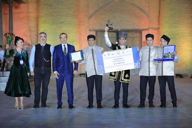 Beynəlxalq Baxşı Festivalının Qran-pri mükafatını Azərbaycan qazandı — FOTOLAR