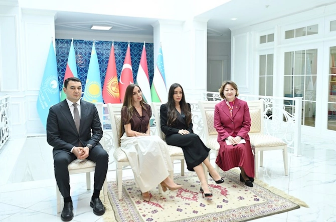 Türk Mədəniyyəti və İrsi Fondunu ziyarət etdilər — FOTOLAR