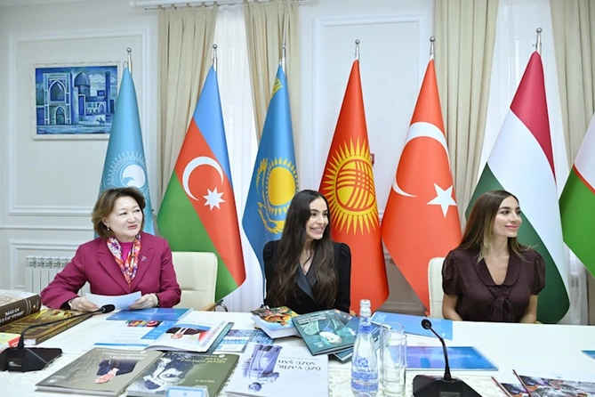 Türk Mədəniyyəti və İrsi Fondunu ziyarət etdilər — FOTOLAR