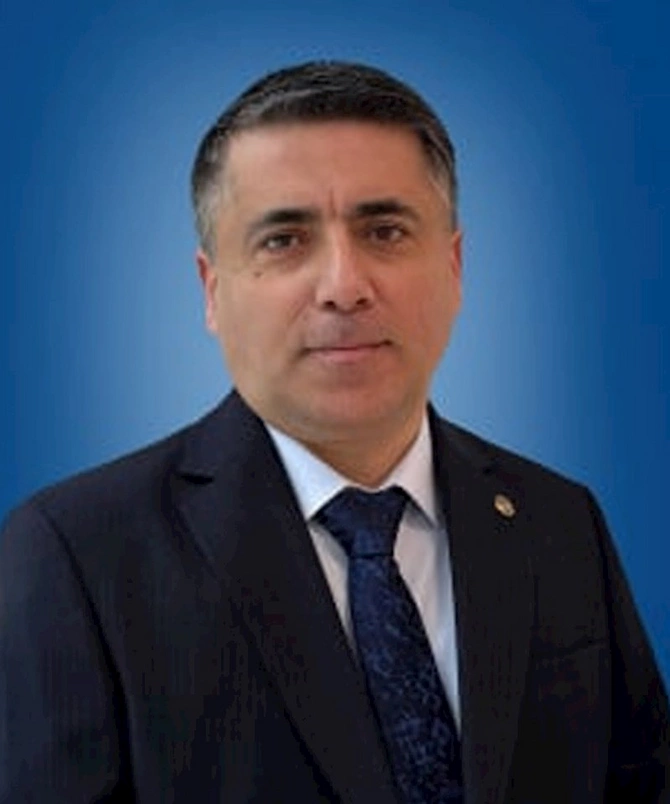 Nazir məşhur cərraha vəzifə verdi — FOTO