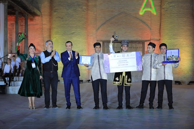 Beynəlxalq Baxşı Festivalının Qran-pri mükafatını Azərbaycan qazandı — FOTOLAR