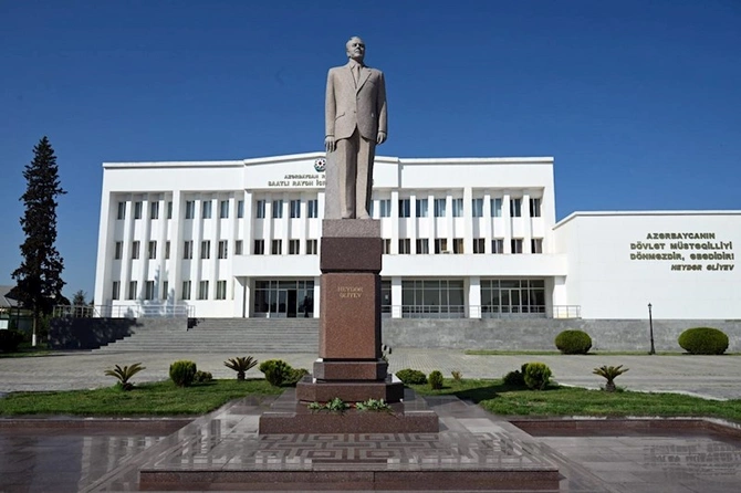 Mədəniyyət nazir Adil Kərimli Saatlıda vətəndaşları qəbul edib — FOTOLAR