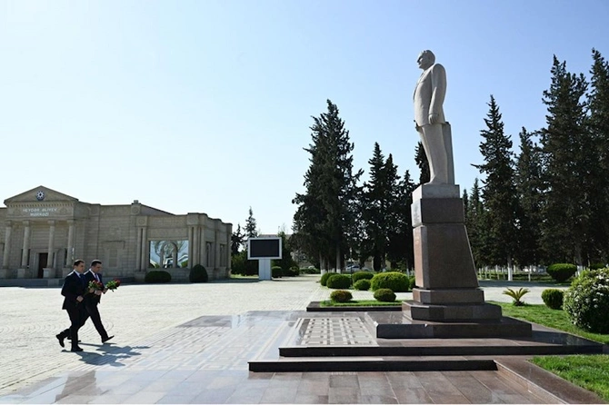 Mədəniyyət nazir Adil Kərimli Saatlıda vətəndaşları qəbul edib — FOTOLAR
