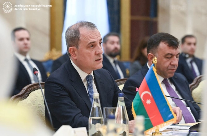 Azərbaycanla Küveyt arasında əməkdaşlıq üzrə yol xəritəsi qəbul olunub — FOTOLAR Azərbaycanla Küveyt arasında əməkdaşlıq üzrə yol xəritəsi qəbul olunub — FOTOLAR