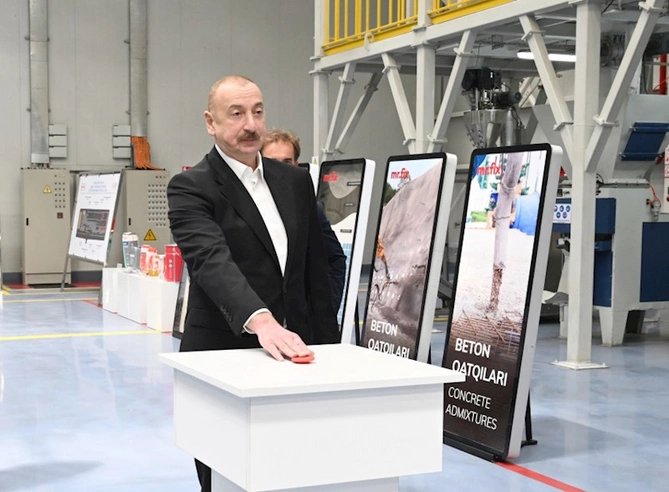 İlham Əliyev Sumqayıt Kimya Sənaye Parkında olub — FOTOLAR