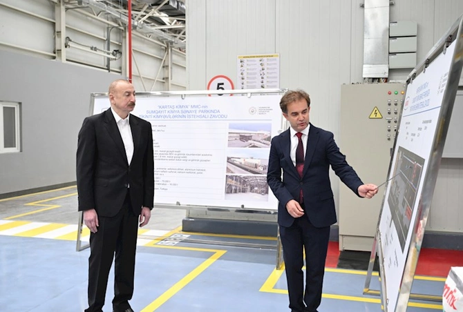İlham Əliyev Sumqayıt Kimya Sənaye Parkında olub — FOTOLAR