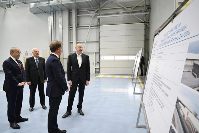 İlham Əliyev Sumqayıt Kimya Sənaye Parkında olub — FOTOLAR