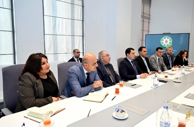 Mədəniyyət Nazirliyində Şəfiqə Məmmədova ilə görüş keçirildi — FOTOLAR Mədəniyyət Nazirliyində Şəfiqə Məmmədova ilə görüş keçirildi — FOTOLAR