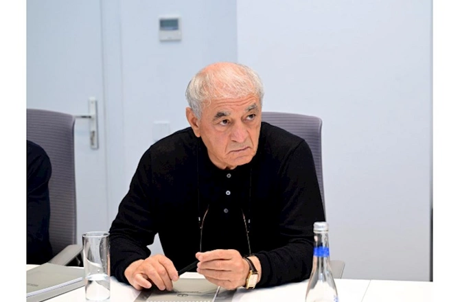 Mədəniyyət Nazirliyində Şəfiqə Məmmədova ilə görüş keçirildi — FOTOLAR Mədəniyyət Nazirliyində Şəfiqə Məmmədova ilə görüş keçirildi — FOTOLAR
